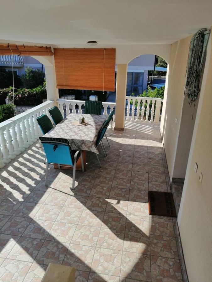 Apartmani Trupeljak マンドレ エクステリア 写真