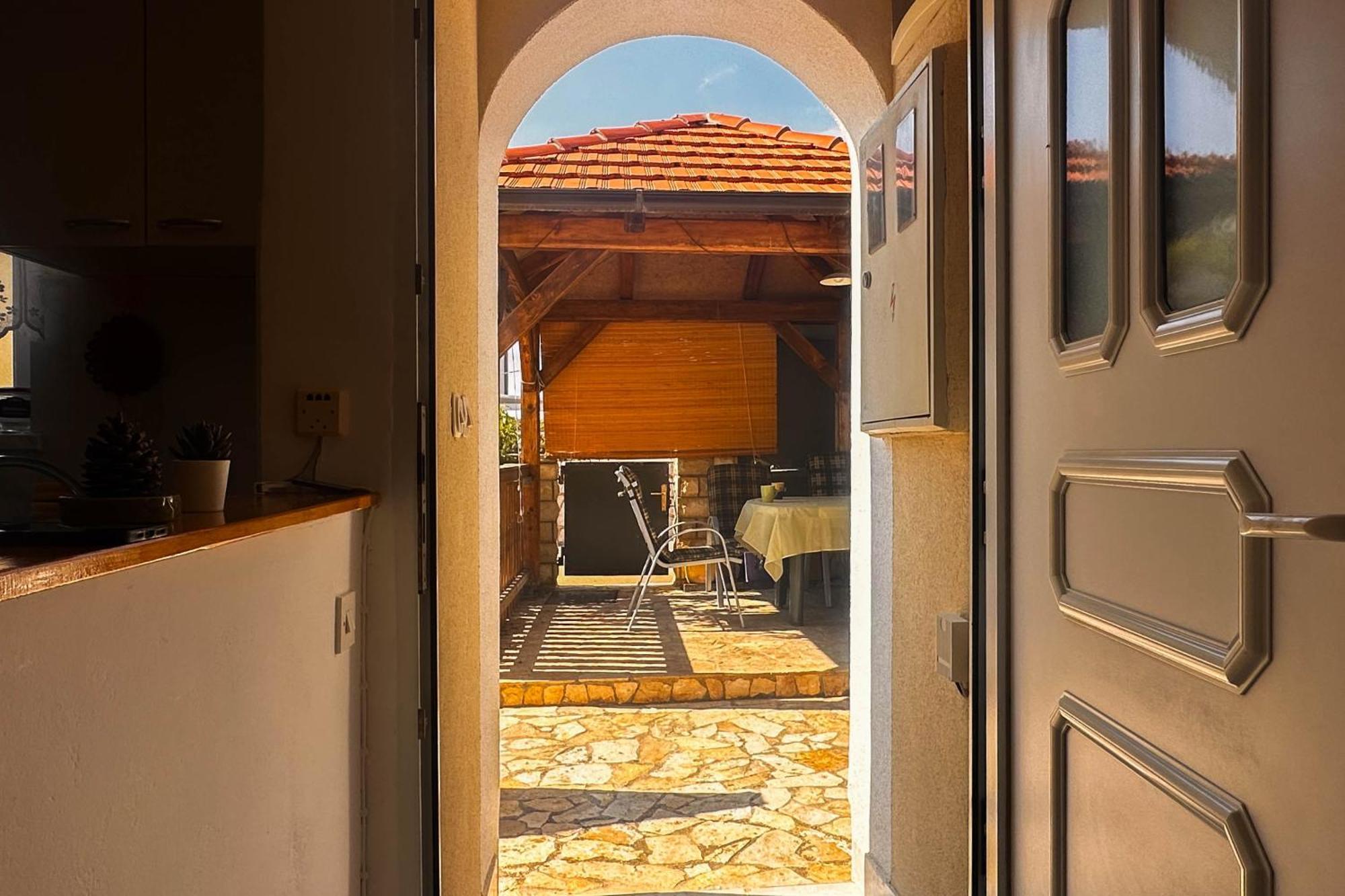 Apartmani Trupeljak マンドレ エクステリア 写真