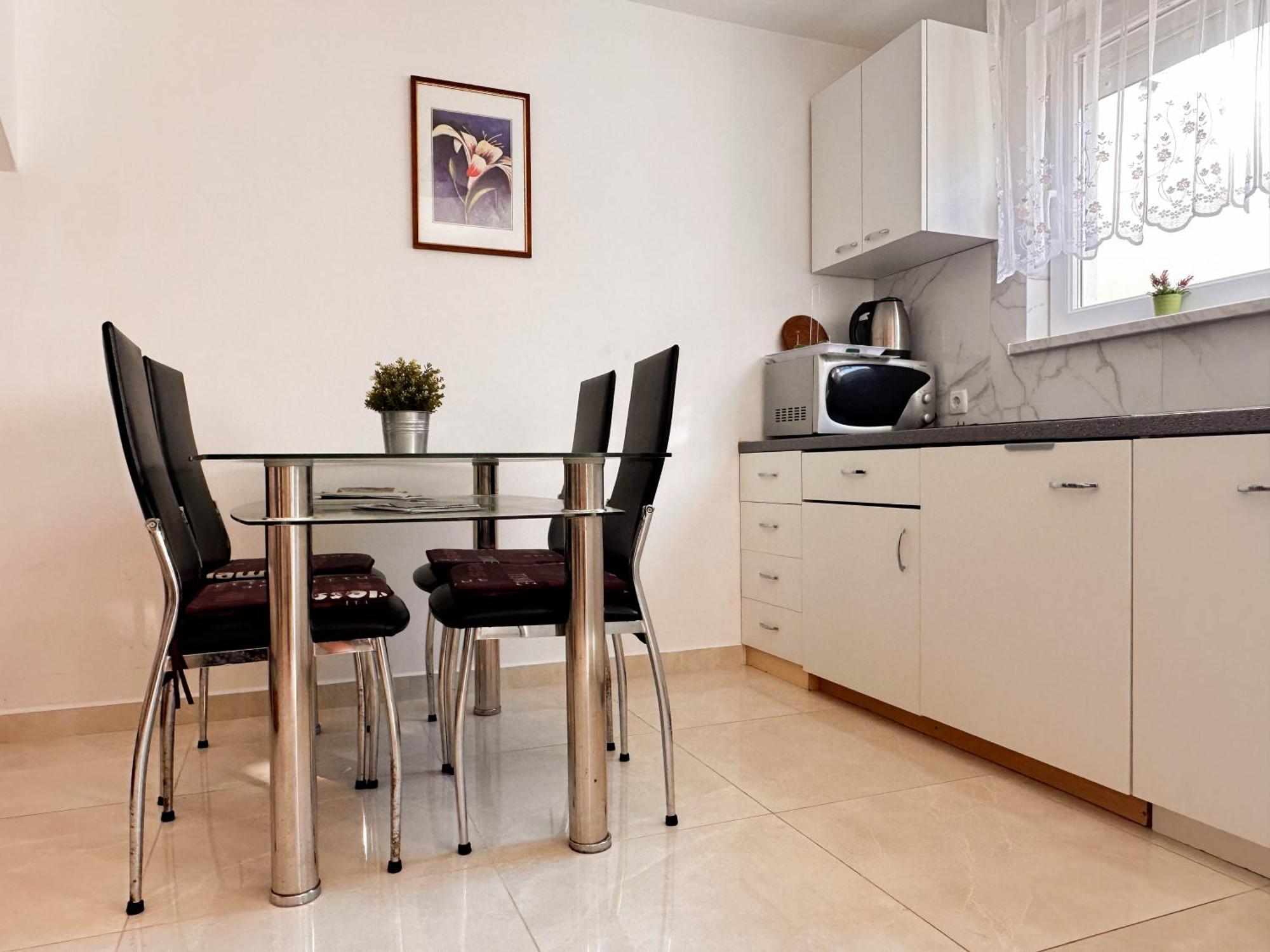 Apartmani Trupeljak マンドレ 部屋 写真